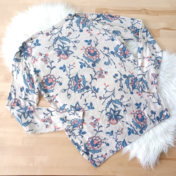 {Old Navy} Floral Sweater - Picture 4 of 4